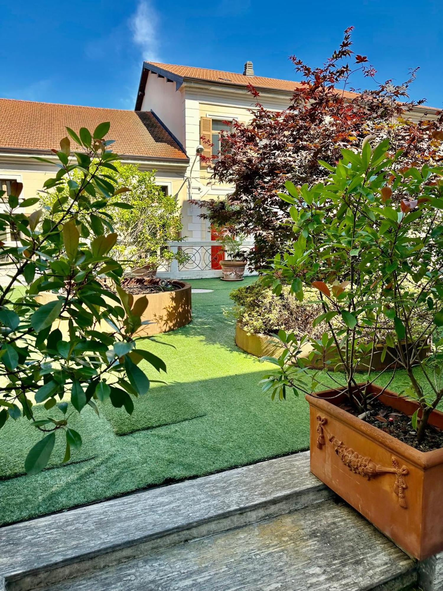Hotel Al Campanile - Luxury Suites & Apartments Baveno Bagian luar foto